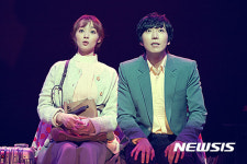 뮤지컬 추억 노래로 소장하세요…쓰릴미·팬텀·어쩌면 해피엔딩