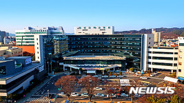 (주)한솔 경상의대생활관점 | "시신 기증한 유족과 고인의 뜻 기려 엄숙"…경상대 의대 해부제