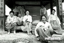 어머니 만나러 갑니다 충남도청 1층 로비서 전시회