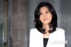 미소짓는 이부진 호텔신라 대표이사 사장