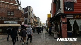수원 행궁동 상인들 푸드트럭 설치는 생존권 위협 강력 반발
