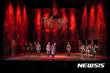 [리뷰] 영원한 건 없다…왕위주장자들