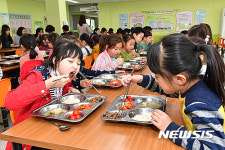 [정선소식]정선군자원봉사센터, 자원봉사릴레이 활동 본격 시작 등
