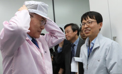 문재인 후보, 오송 메타바이오메드 방문