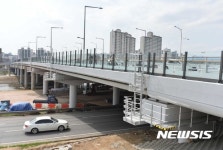 새롭게 뻗은 장안교