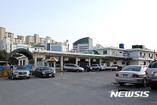 주차장으로 이용되는 옛 동대구시외버스터미널