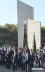 대구 2.28 기념탑 참배한 안철수
