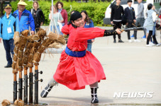 조선시대 무예 선보이는 무예 24기
