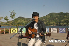 구미, 금오산 올레길 허만성 공연