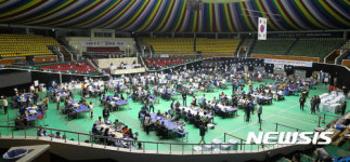 제주 한라체육관 개표장