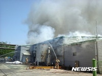 군산 오식도 공장 화재…8000만원 재산 피해