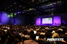 현대썬앤빌창원 더스퀘어 사업설명회 수많은 인파