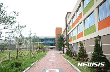 김주영 작가, 청송서 신작 뜻밖의 생 출판기념회