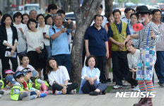 점심시간에 즐기는 서커스 공연