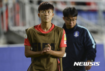 출전 준비하는 이승우