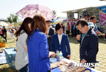 밀양 하남 뚝방 주말장터 매주 열려