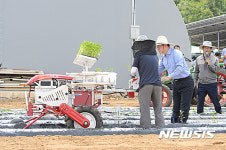 세종시-창조경제센터, 전기농기계 시연회
