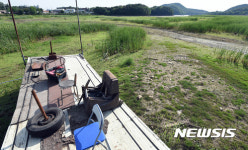 바닥 드러난 덕우저수지
