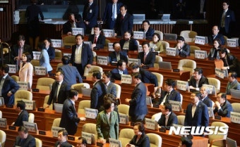 '이낙연 표결 불참' 자유한국당 