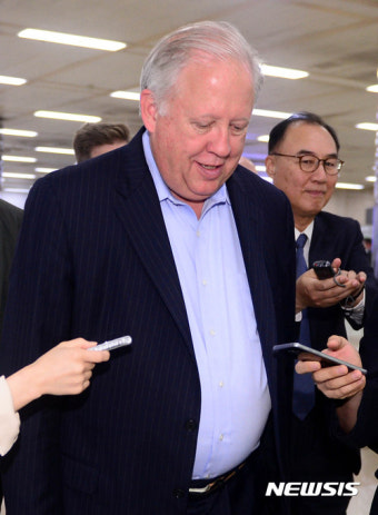 방한한 토마스 섀넌 미 국무부 정무차관