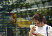 일본 증시, 美주가 상승·엔저에 닛케이 0.45% 상승 마감