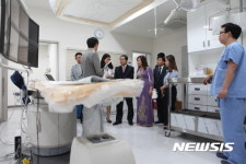 베트남 의료관계자들, 경북 병원시설 놀랍다
