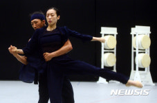 현대무용가 최수진 한국무용 호흡과 동작 익히느라 고생 좀 했죠
