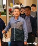 입국하는 충청북도의원