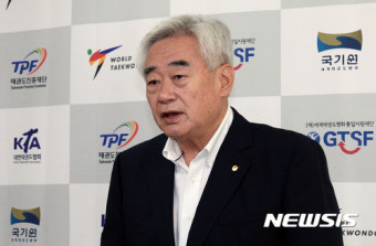 인사말하는 조정원 세계태권도연맹 총재