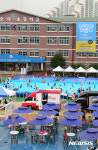 여름 휴가, 학교 운동장 워터파크로 가자