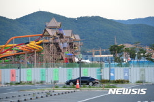 롯데, 경남 김해 관광유통단지 조성공사 지지부진