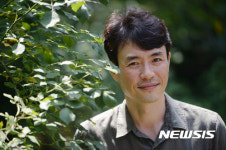 영화 군함도의 류승완 감독