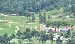 사드기지에 놓여있는 미군 장비들
