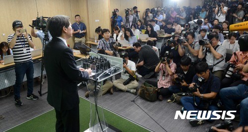 안철수 의원, 국민의힘 혁신당 대표 도전 선언으로 파장 일으키며 당 내부 변화 주도
