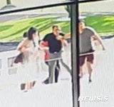 청도 골프장서 경찰 포함 골퍼 3명 골프장 직원 멱살잡이 등 난동 