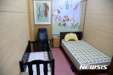 모유 수유하고 싶어도···수유실 부족하고 시설 열악