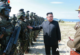 김정은 위원장, 백령도·대연평도 점령 가상훈련 참관