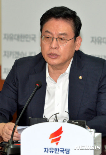 정우택 원내대표, 이유정 헌법재판관 후보자 비판