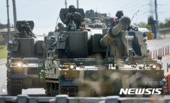 북한 미사일 도발, '기동하는 K-9 자주포 전차'
