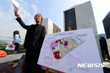 돈의돈박물관마을 소개하는 민현식 대표