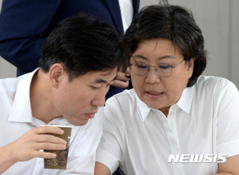 이야기 나누는 이혜훈-하태경