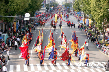 수원화성문화제 정조대왕 능행차 공동 재현 세계적인 관광축제로