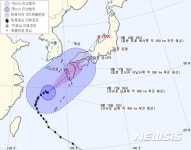 제주 최대풍속 초속 25.2m 강풍···“태풍특보 해제시까지 비상”