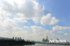 맑은 가을하늘, 산책나온 뭉게구름