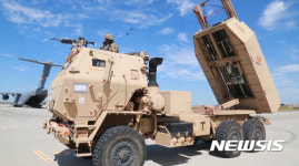 한국에서 비상전개 훈련하는 미18야전포병여단