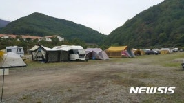 막바지 추석휴가객들로 가득 찬 태백소원지오토캠핑장