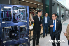 세운상가 업체방문한 유영민 장관