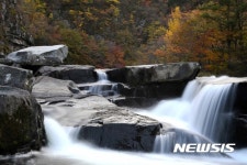 거창 월성계곡에 찾아온 가을