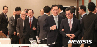 김동연 vs 오세훈, 윤석열 정부 외교정책 논쟁