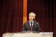 축사하는 황준성 총장